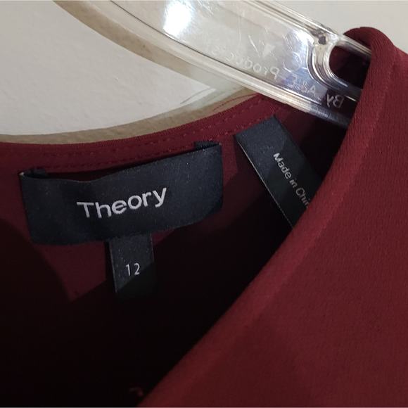 THEORY Crewneck Short-Sleeve Modern Seamed Shift Admiral Crepe Dress Burgundy 12 - Picture 8 of 8